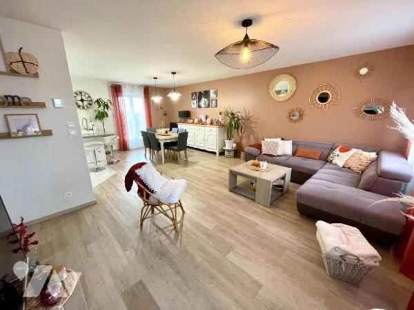 MAISON DE PLAIN-PIED AVEC SOUS-SOL COMPLET
A VENDRE A RETHEL, AXE REIMS/CHARLEVILLE-MEZIERES, ...