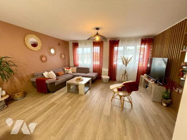 MAISON DE PLAIN-PIED AVEC SOUS-SOL COMPLET
A VENDRE A RETHEL, AXE REIMS/CHARLEVILLE-MEZIERES, ...