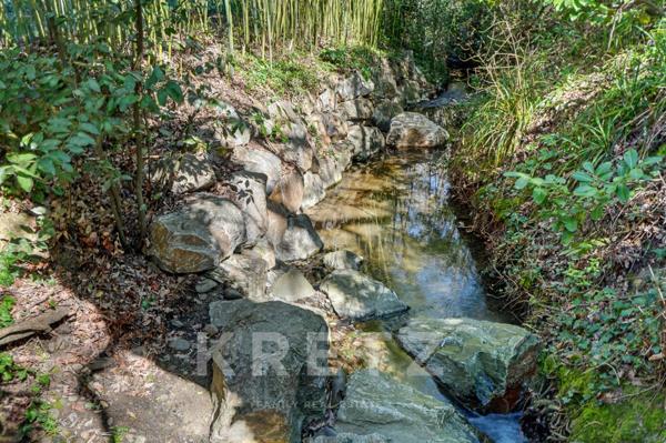 Villa dans un havre de paix avec piscine et parc, aux portes de Toulouse