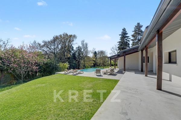 Villa dans un havre de paix avec piscine et parc, aux portes de Toulouse