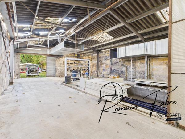 Immeuble avec espace garage et logements « Coeur de Bordeaux »