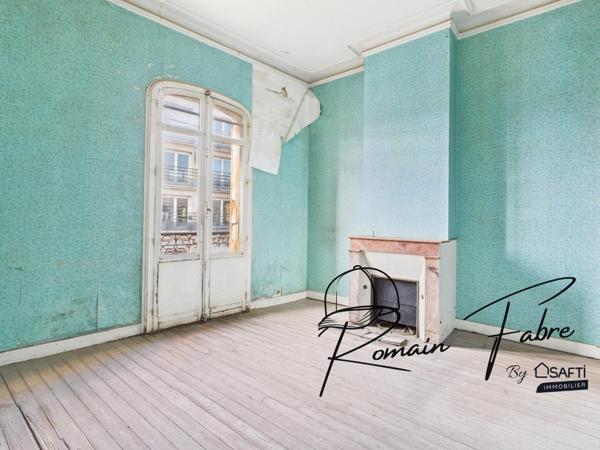 Immeuble avec espace garage et logements « Coeur de Bordeaux »