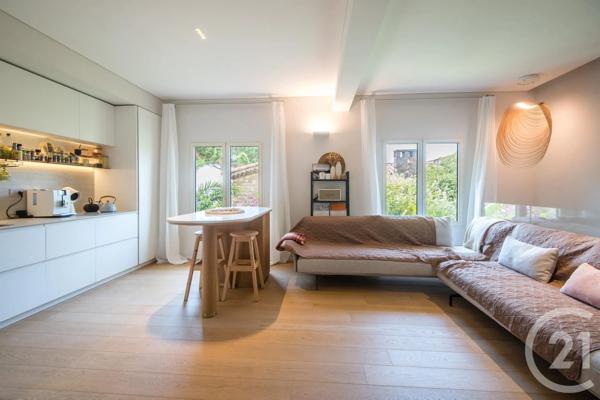 Appartement F3 à vendre  3 pièces - 70,62 m 2   NICE  - 06