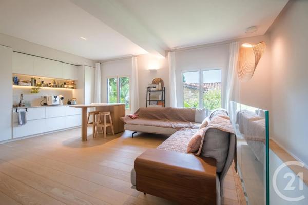 Appartement F3 à vendre  3 pièces - 70,62 m 2   NICE  - 06