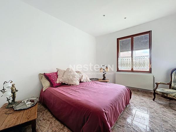 Ancienne ferme , 215m² , 5 chambres , grand jardin arboré , dépendances , hangar