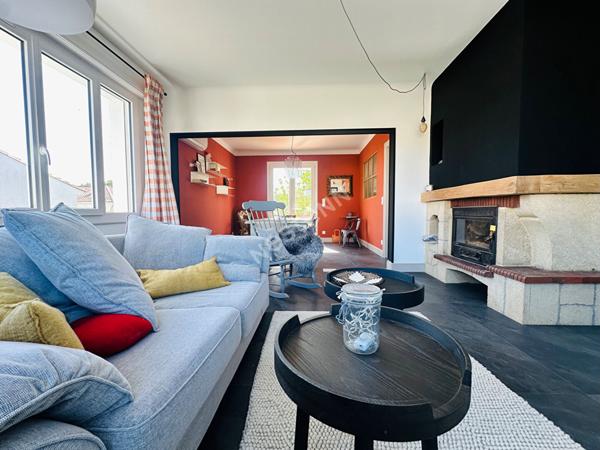 Maison Etaules 6 pièce(s) 149 m2