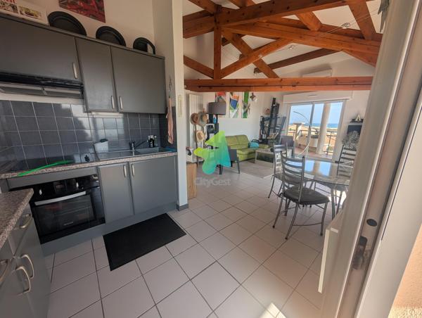 Superbe Appartement T3 Vue Mer Panoramique de 53 m² avec une Terrasse de 33m²