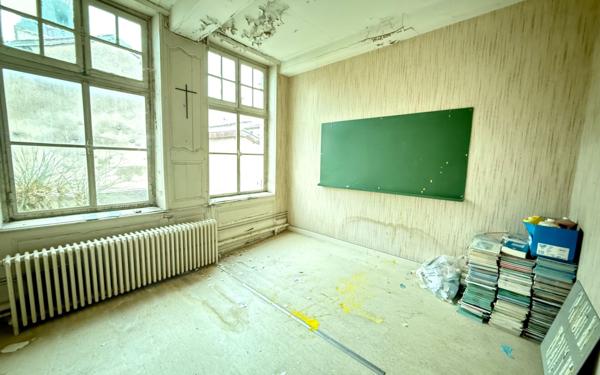 Immeuble à vendre    1 pièce •  Ligny-en-Barrois