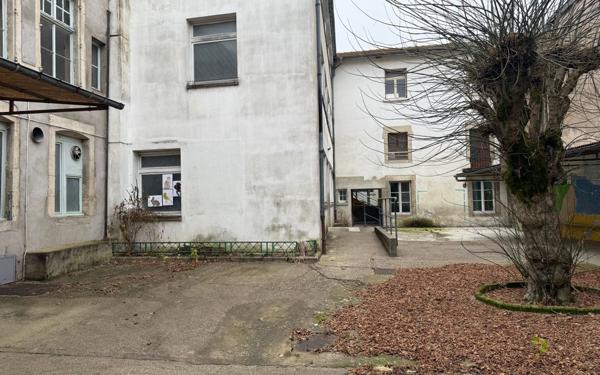 Immeuble à vendre    1 pièce •  Ligny-en-Barrois