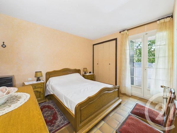 Maison à vendre  6 pièces - 128 m 2   LA VALETTE DU VAR  - 83