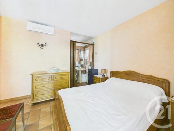 Maison à vendre  6 pièces - 128 m 2   LA VALETTE DU VAR  - 83