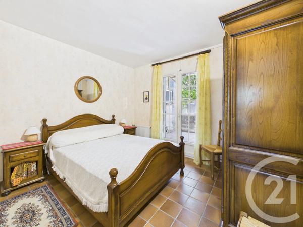 Maison à vendre  6 pièces - 128 m 2   LA VALETTE DU VAR  - 83