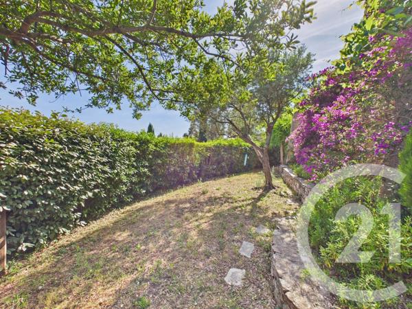 Maison à vendre  6 pièces - 128 m 2   LA VALETTE DU VAR  - 83