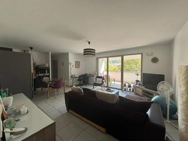 Appartement à louer à Sainte-Colombe (69560)
