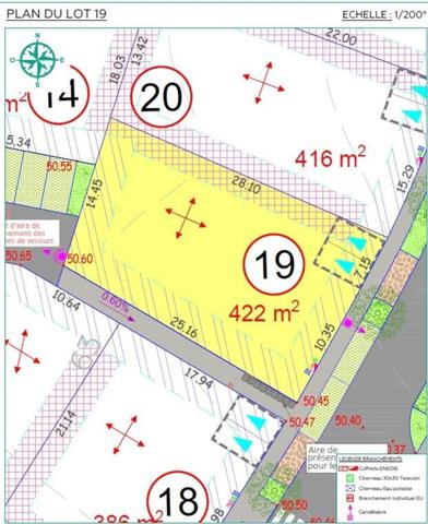 ETERVILLE. A quelques minutes du centre ville de Caen, accessible par piste cyclable, ans une commune avec commerces de base, terrain viabilisé de 422 m², libre choix constructeur.