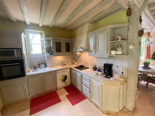 14170 Belle maison en Pierre avec beau parc arboré