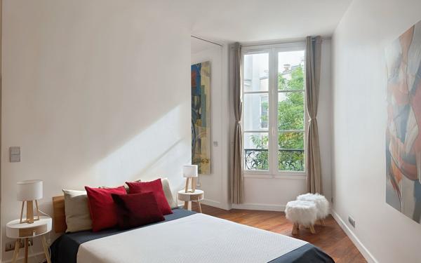 Appartement à vendre    3 pièces • 62,32 m2 Paris 16