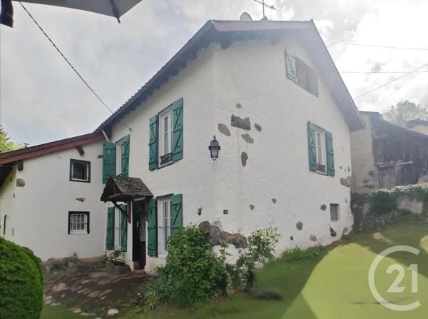 Maison à vendre  10 pièces - 202,40 m 2   SAURAT  - 09