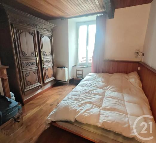 Maison à vendre  10 pièces - 202,40 m 2   SAURAT  - 09