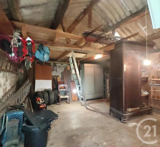 Maison à vendre  10 pièces - 202,40 m 2   SAURAT  - 09