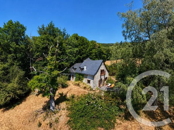 Maison à vendre  10 pièces - 202,40 m 2   SAURAT  - 09