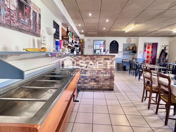 Bar/restaurant 77m2 avec terrasse.
