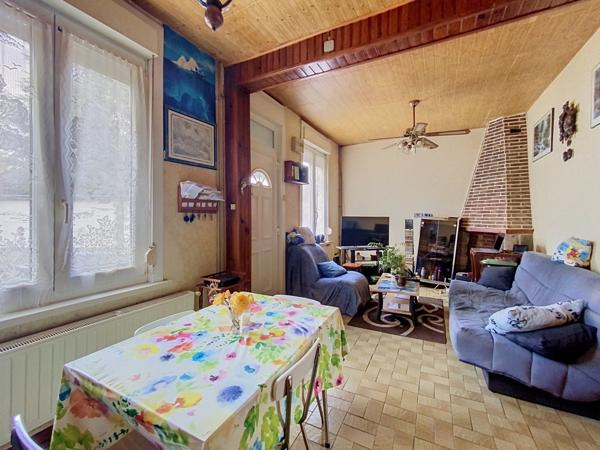 Maison ancienne avec jardin, 2 chambres LA CHAPELLE D ARMENTIERES