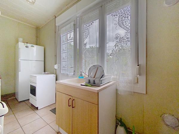 Maison ancienne avec jardin, 2 chambres LA CHAPELLE D ARMENTIERES