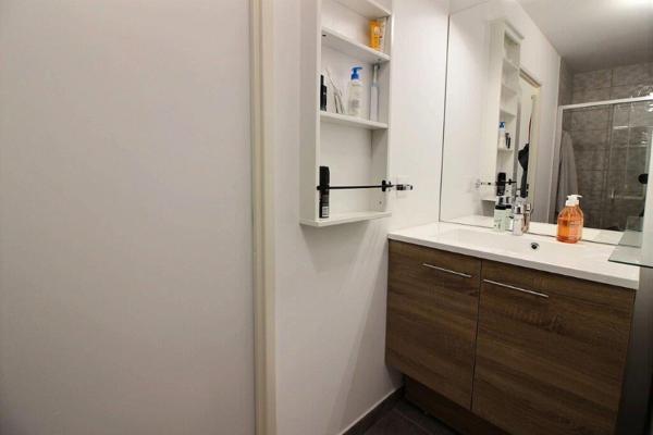 Trois Lucs : Appartement T2 Meublé avec Terrasse et Box en sous-sol.