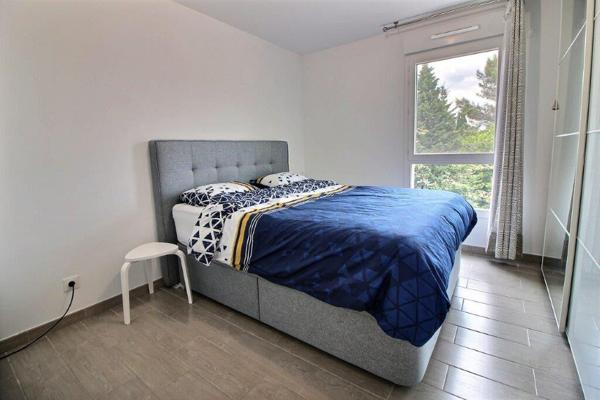 Trois Lucs : Appartement T2 Meublé avec Terrasse et Box en sous-sol.