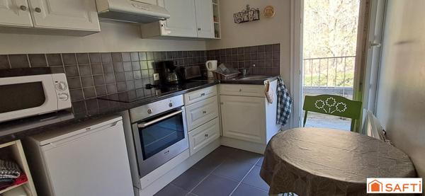 Appartement F2 50m² Cuisine A/E balcon parking