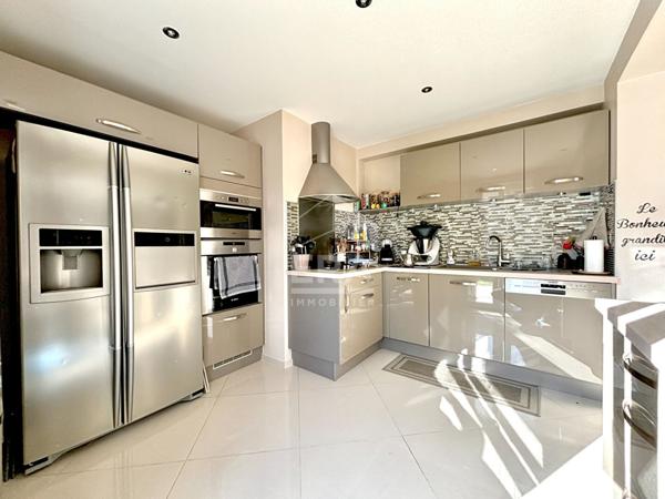 Belles prestations, maison 4 chambres Pontault !