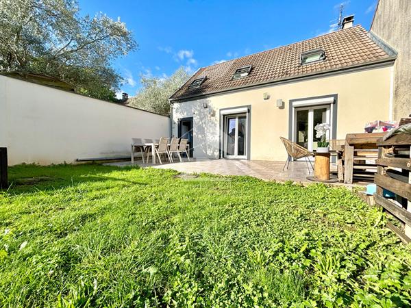 Belles prestations, maison 4 chambres Pontault !