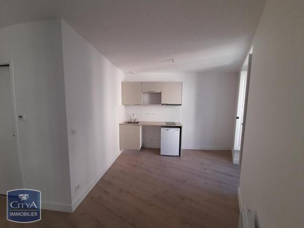 Appartement à louer 1 pièce 33.85m²