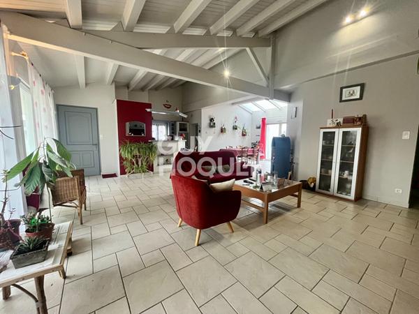 Maison à vendre à Charron - Référence 8168