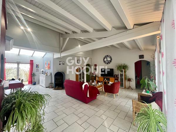 Maison à vendre à Charron - Référence 8168