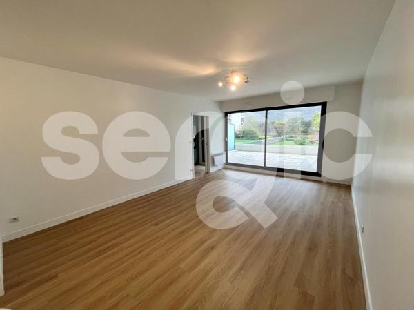 Location 3 Pieces 81 80000 Amiens 25 0036 01 0138