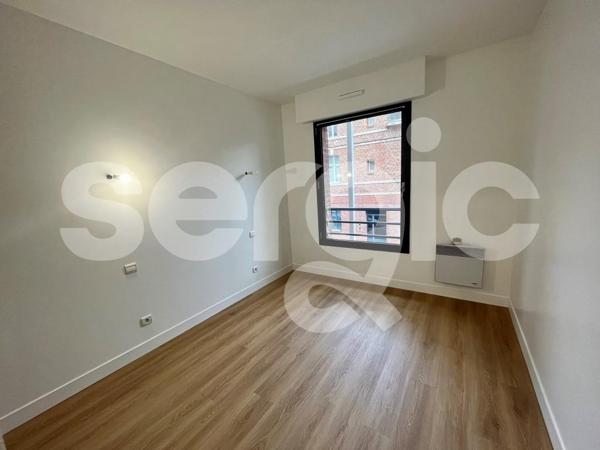 Location 3 Pieces 81 80000 Amiens 25 0036 01 0138