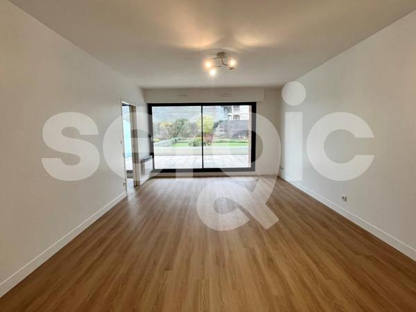 Location 3 Pieces 81 80000 Amiens 25 0036 01 0138