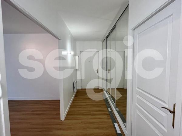 Location 3 Pieces 81 80000 Amiens 25 0036 01 0138