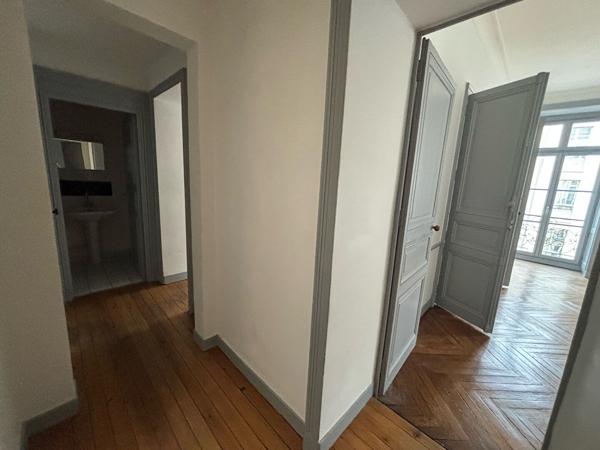 Location appartement 4 pièce(s) 98 m²