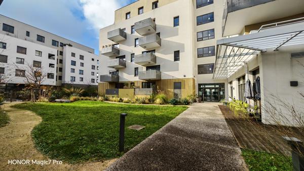 À vendre : Appartement 2 pièces au coeur de Saint-Priest