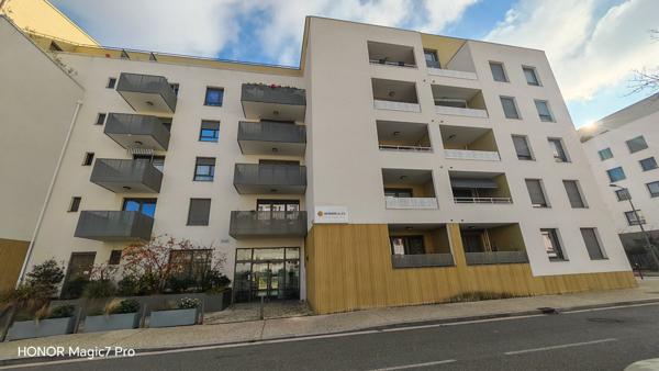 À vendre : Appartement 2 pièces au coeur de Saint-Priest