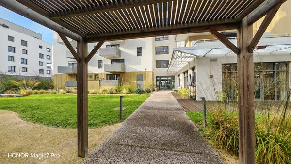 À vendre : Appartement 2 pièces au coeur de Saint-Priest