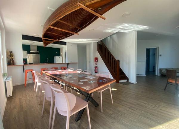 Maison à vendre    8 pièces •  Biscarrosse