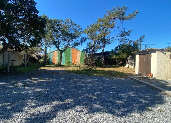 Maison à vendre    8 pièces •  Biscarrosse