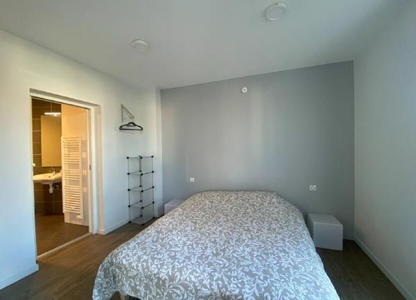 Maison à vendre    8 pièces •  Biscarrosse