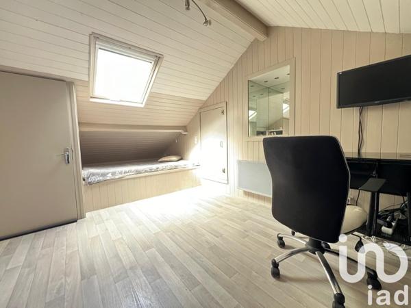 Maison 5 pièces de 162 m² à Mettray (37390)