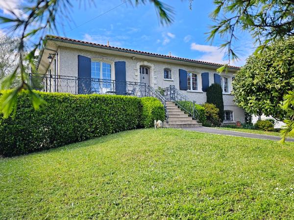 Maison à vendre La Couronne 7 pièce(s) 170 m2
