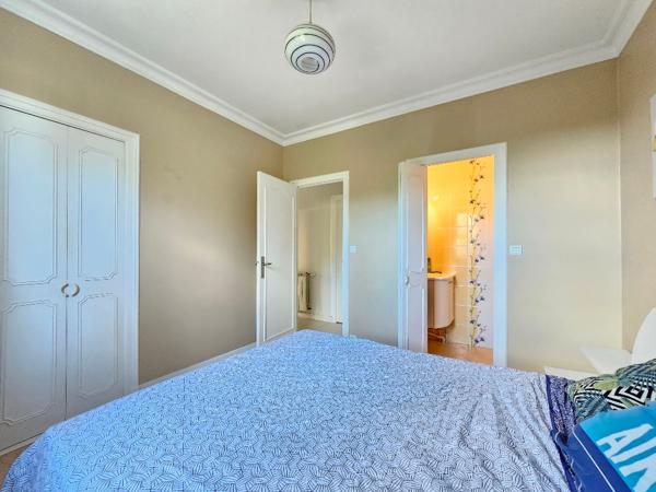 Maison à vendre La Couronne 7 pièce(s) 170 m2